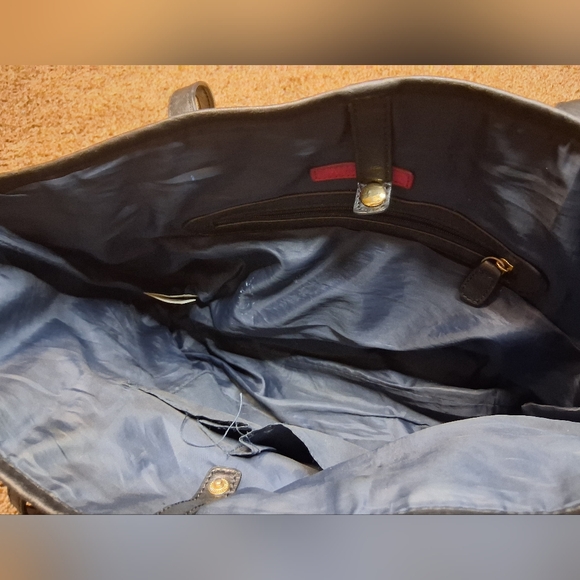 Tommy Hilfigure Black and Gray Patterned Tote - Picture 5 of 6